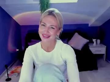 madammilly — Change autfit and dance <3  #new #skinny #shy #cute #bigass [392 tokens remaining]