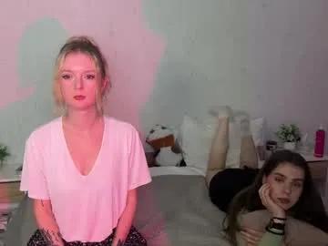 maliinka — Sex with one of the girls [872 tokens remaining]