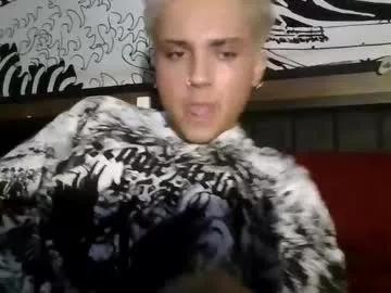 mammothboii2 on Chaturbate 