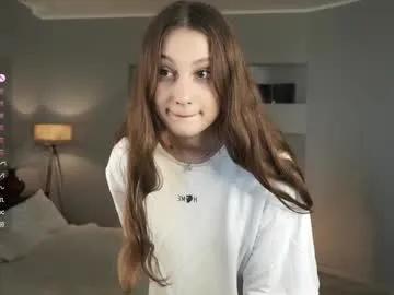 margarethowell — Goal:Lick my finger sensually  #bigboobs #lovense #squirt  #18 #natural [25 tokens remaining]