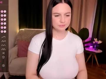 meganberry_ — GOAL: Suck finger with eyes contact [66 tokens remaining] Very hot #german #bdsm #bigboobs #submissive #anal