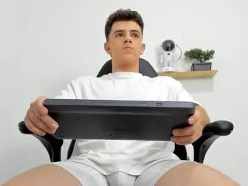 mikecooper_ on Chaturbate