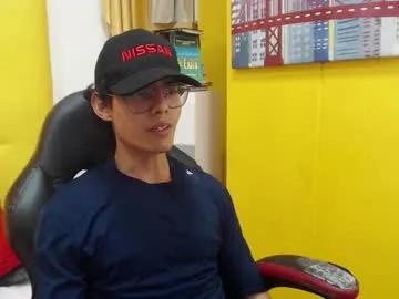 militohot on Chaturbate