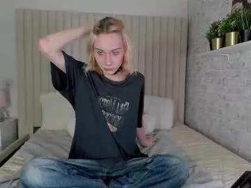 milophelps — GOAL: Remove the T -shirt and play with nipples [56 tokens remaining] Hello my sweet cats #bigcock #twink #young #femboy #feet
