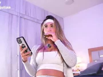 missjuliaa_ on Chaturbate 