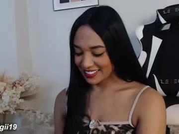 missvirggii on Chaturbate 