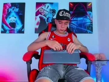 moises_23cm — Show cum #bigcock #cum #monstercock #bigdick [2202 tokens remaining]