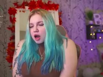 moon_valkyriie on Chaturbate 