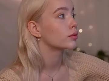 mother__of__dragons on Chaturbate