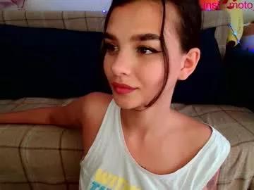 moto_ponchik on Chaturbate 