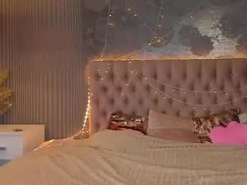 nikkibust on Chaturbate 