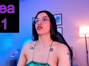 nina__dixon on Chaturbate 