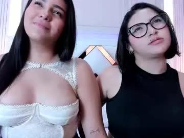 ninablooms01 on Chaturbate 