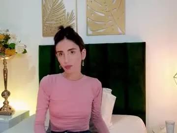 ninacavallli on Chaturbate 