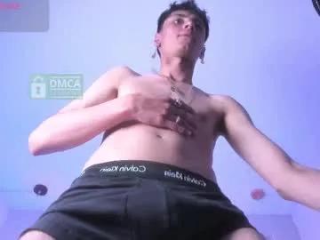 noah_clarke_ on Chaturbate