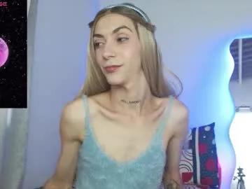noahfox_12 — Welcome to my space you will always find content thought for you-:  show cum... lovense on! [552 tokens left] #latina #femboy #lovense #skinny #smile