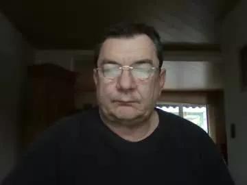 nobbie44 on Chaturbate 