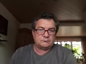 nobbie44 on Chaturbate 