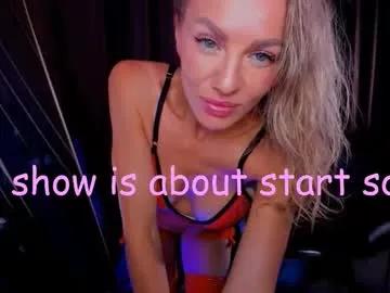 oliva_candy on Chaturbate