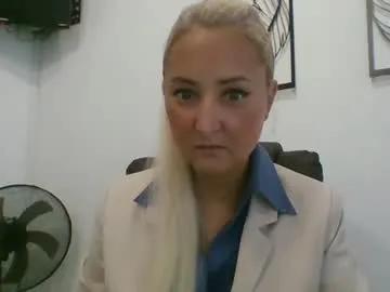 oxifoxi — Hello everyone ) Today its my first day here and i am glad to meet  you and start our first dialogue ) PVT is OPEN #new #nonude #mature #natural #lady [0 tokens remaining]