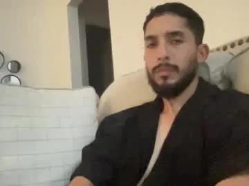 papicubano_guapo23cm on Chaturbate 