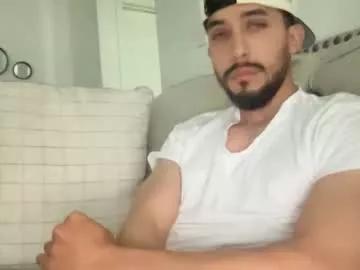 papicubano_guapo23cm on Chaturbate 
