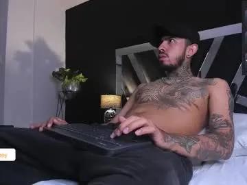 patrick_foster — Cum Show    Follow my OF let's have fun  #lovense #bigcock #selfsuck #hairy #precum #feet [1955 tokens remaining]