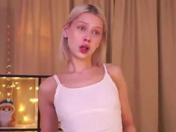 platinum_babe — Goal: Top up and squeeze my tits |Hi guys, I'm #new, my PVT is open, welcome <3 |   #cute #young #lovense #shy [10 tokens remaining]