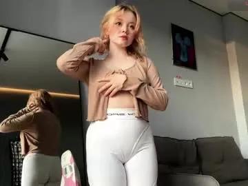 rebeccaniksoon on Chaturbate 