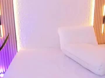 renatajhonson — GOAL: Full naked [61 tokens remaining] Welcome to my room! #natural #feet #bigass #lovense #curvy