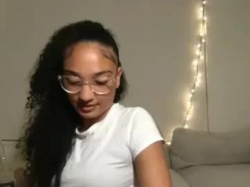 rosalinatoosexy — #new #glasses #curlyhair #lovense - Goal: bra off ;p   [286 tokens left]