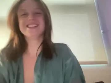 rosewater861 on Chaturbate