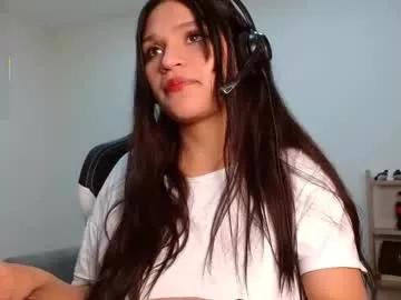 roxxi_2110 on Chaturbate 