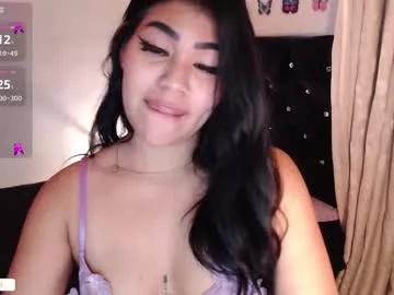 sarahh_11 on Chaturbate 