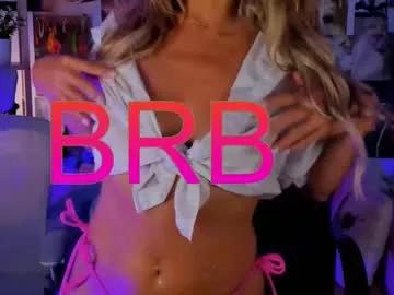 sarahholly on Chaturbate 