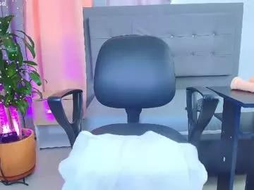 saralandry on Chaturbate 