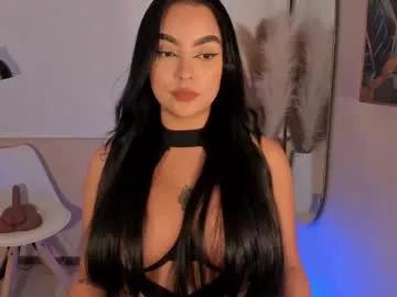 sarawinstone_ on Chaturbate 