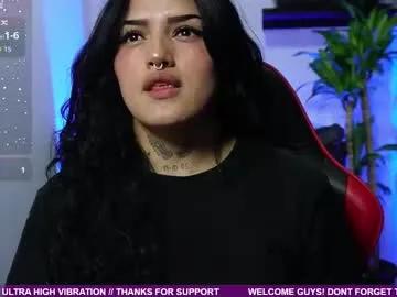 sari_belle on Chaturbate