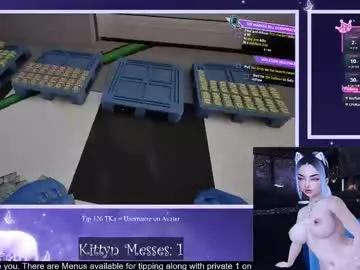 sassykittyn on Chaturbate 