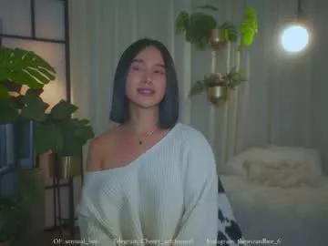 sensualcherry_ on Chaturbate 