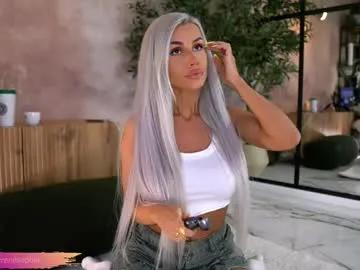 serene_sophiex —  Let's vibe until my legs shake  - Multi Goal: NIAGARASQUIRT SHOW [3894 tokens left] #anal #bigboobs #squirt #teen #fuckmachine