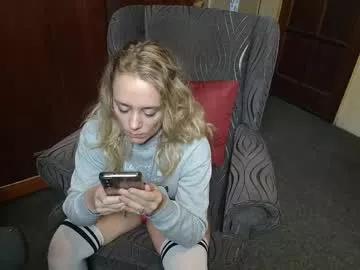 sexxxycrystali on Chaturbate 