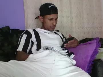 sexyleon69 on Chaturbate
