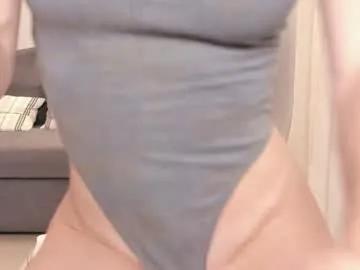 shesleepsnaked on Chaturbate 