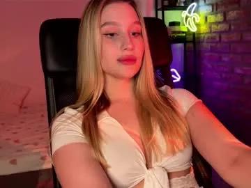 shy_bee — MAKE ME WET WITH YOUR VIBRATIONS #lovense #bigass #blonde #student #sph