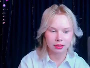 sooft_girl on Chaturbate 