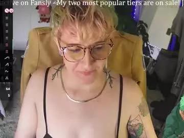 sp00kywitchmom on Chaturbate 
