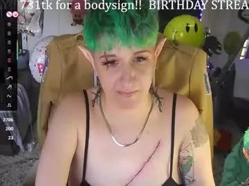 sp00kywitchmom on Chaturbate 