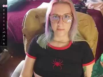 sp00kywitchmom on Chaturbate 
