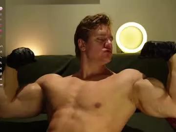 steevemuscle on Chaturbate 